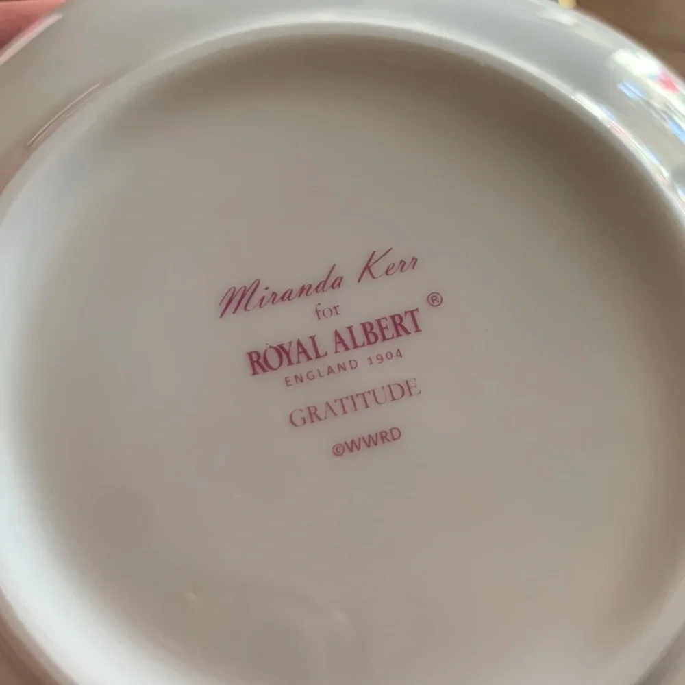 Royal Albert chips mini